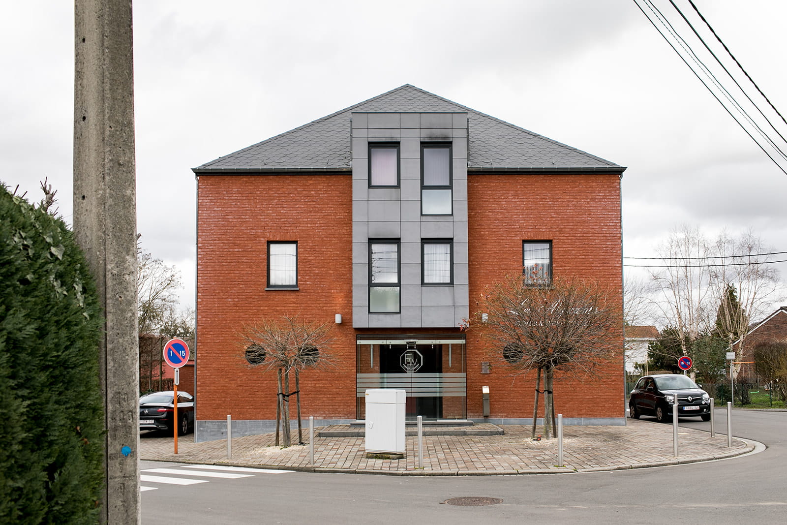 Centre Funéraire Warzée DELA